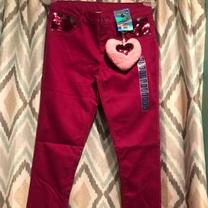 Brand New Pair of Girls Pink Jeans Pockets Zipper Closure Heart Key Chain 10 12